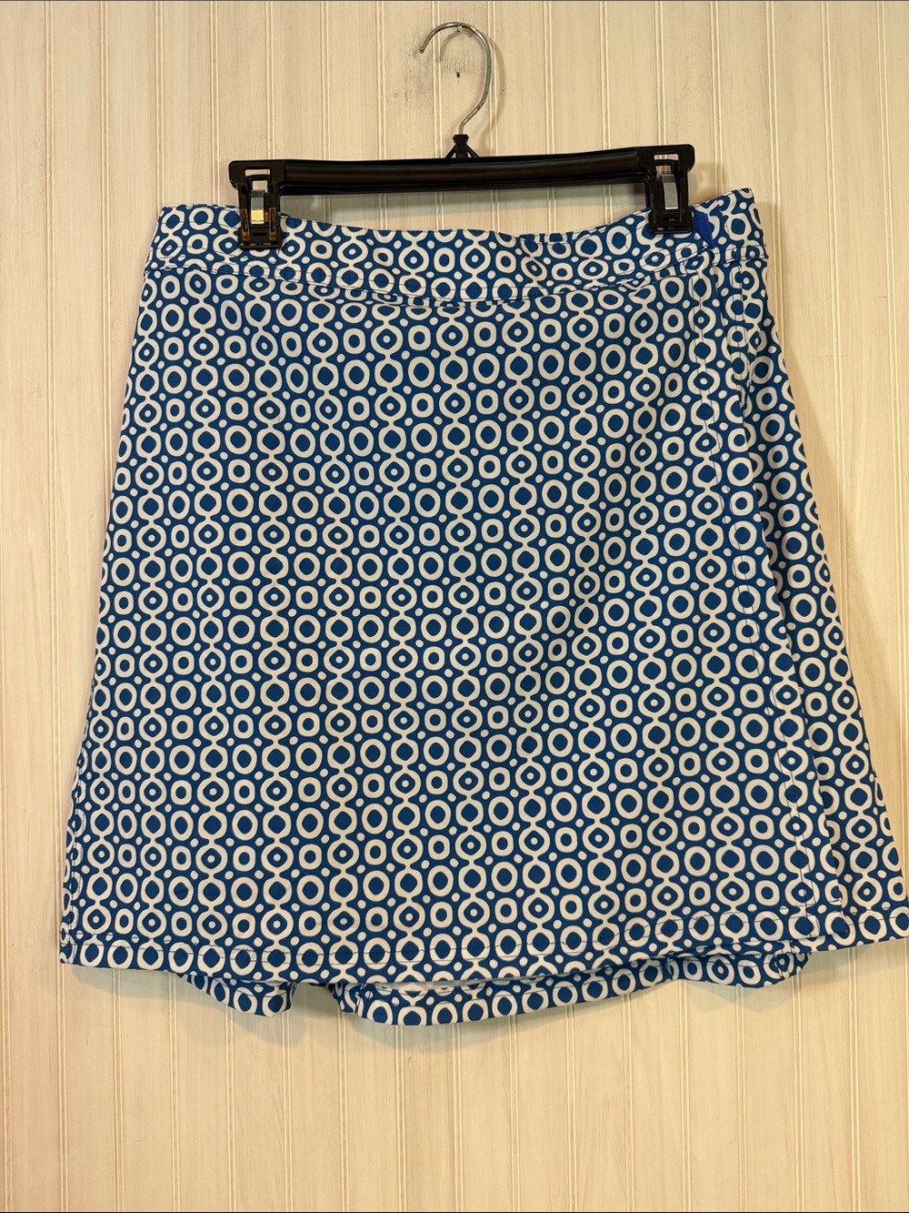 Rip skirt wrap skirt medium geometric pattern